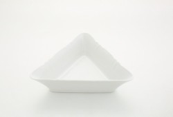 Салатник треугольный 21 см. арт 07111433-0000